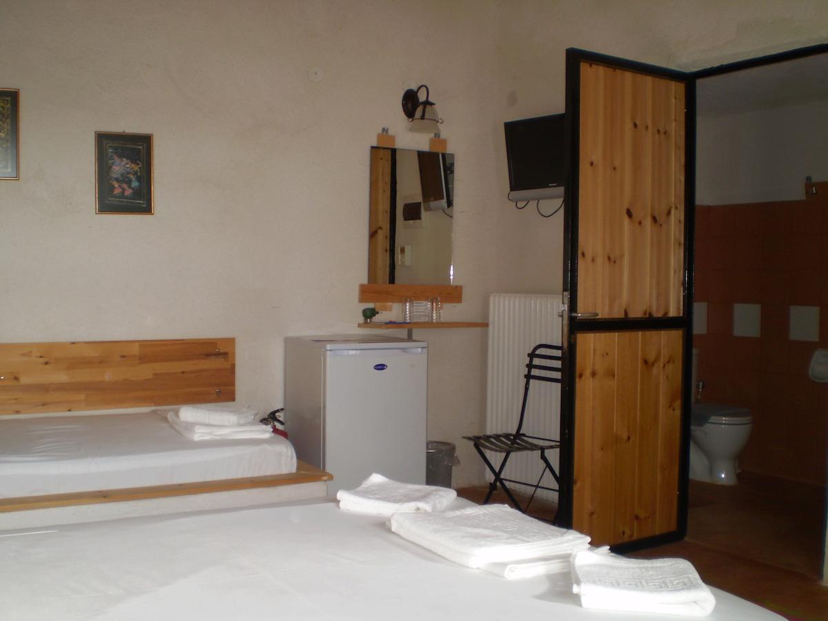 Hotel Arachovitika Kalivia Karyes Pokoj fotografie